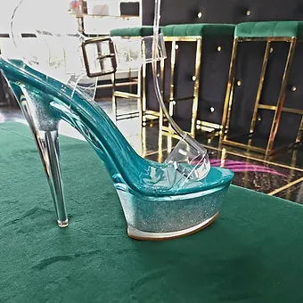 Mercedes Aqua
